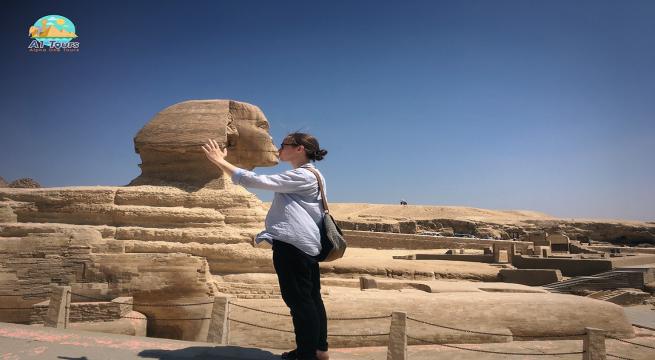 Tour to Giza Pyramids and Sphinx with camel ride